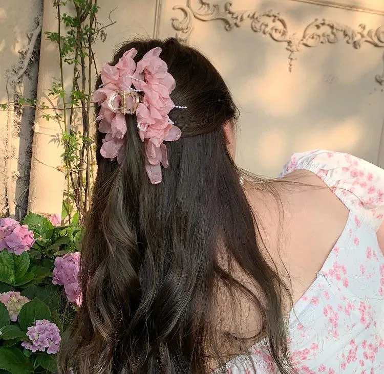 Aria Floral Hair Clip